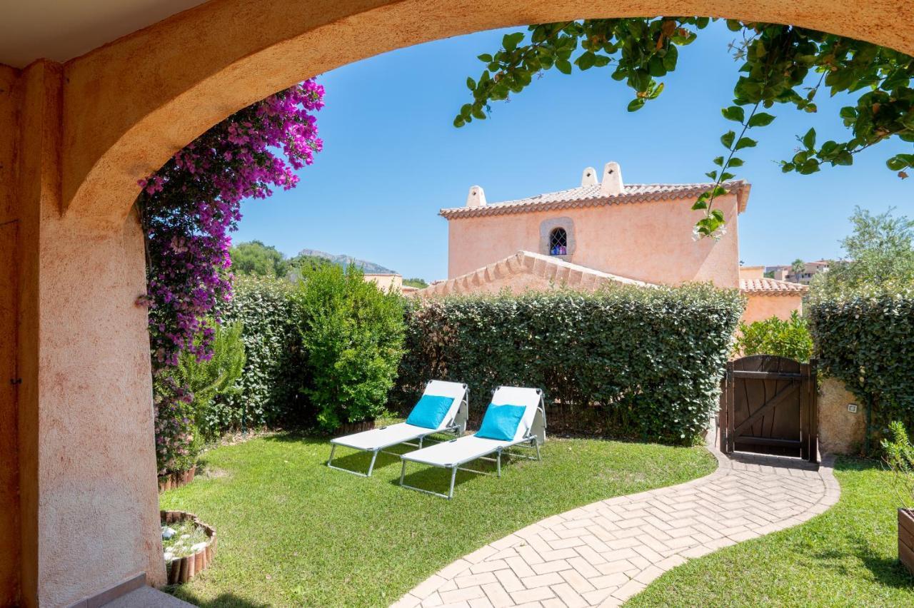 Villaggio Perlacea - Your House In Sardinia Голфо Аранчи Екстериор снимка