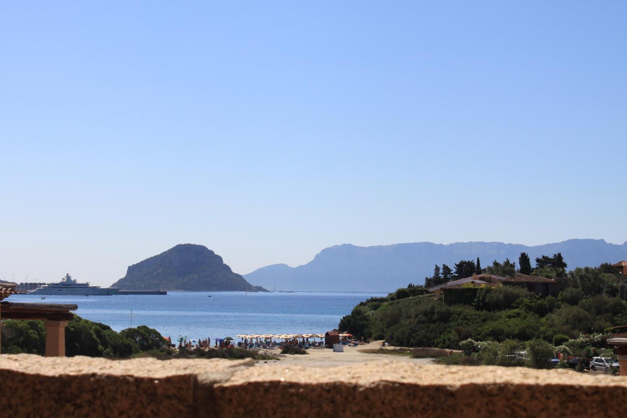 Villaggio Perlacea - Your House In Sardinia Голфо Аранчи Екстериор снимка