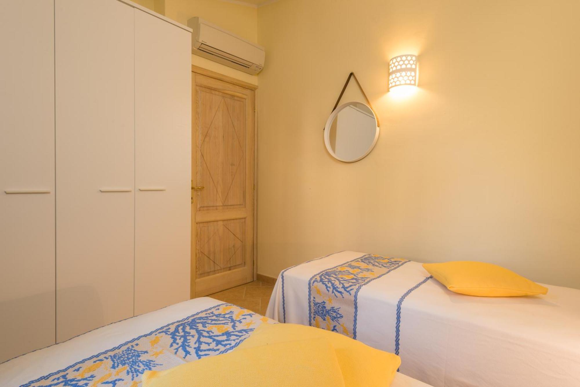 Villaggio Perlacea - Your House In Sardinia Голфо Аранчи Екстериор снимка
