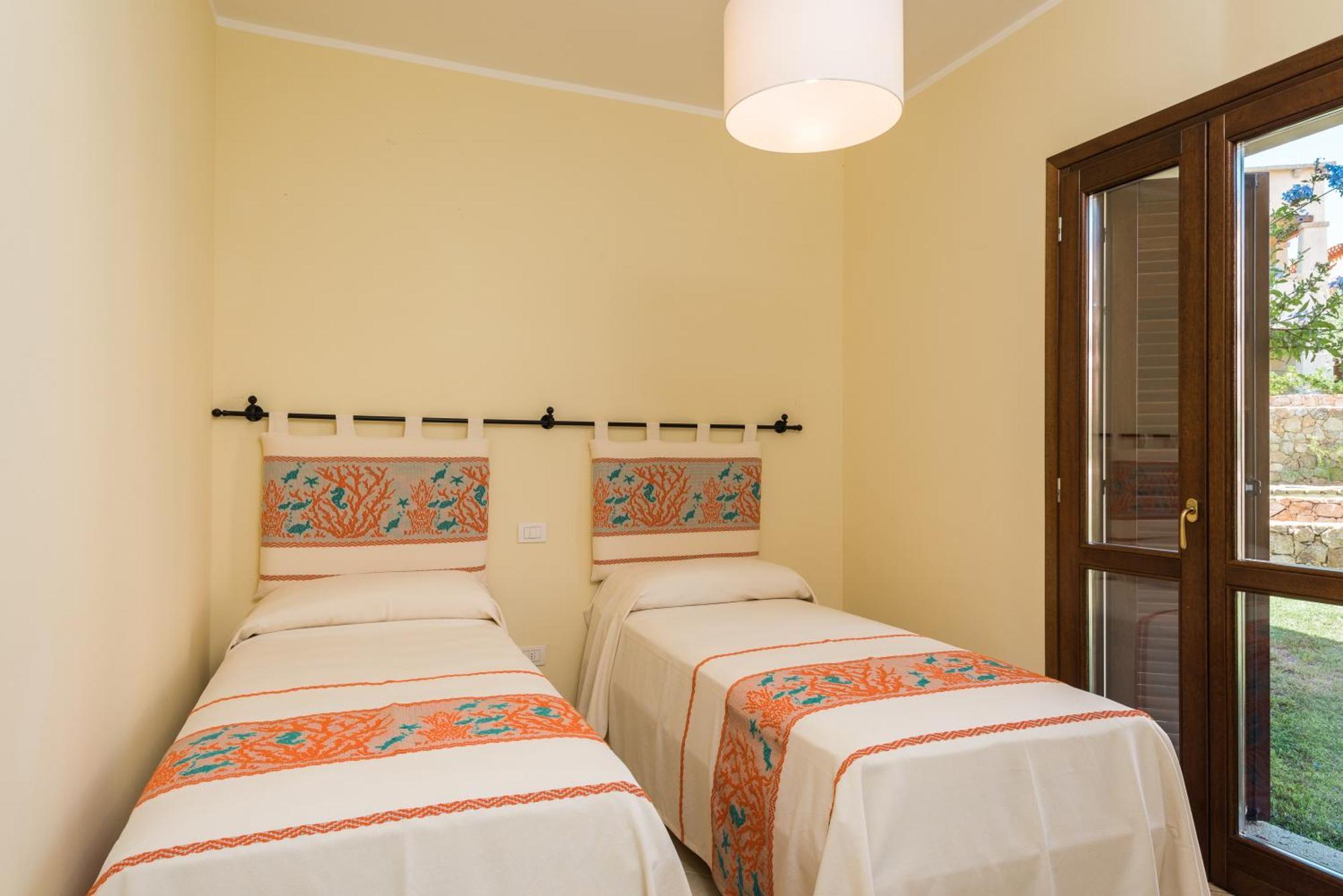 Villaggio Perlacea - Your House In Sardinia Голфо Аранчи Екстериор снимка