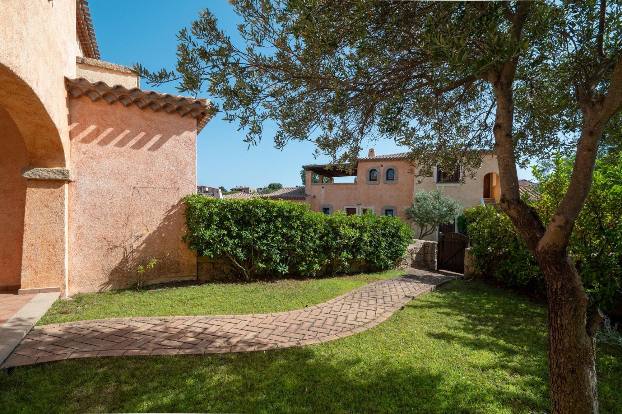 Villaggio Perlacea - Your House In Sardinia Голфо Аранчи Екстериор снимка